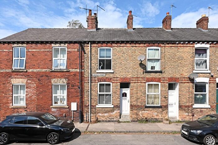 2 Bedroom Terraced House For Sale In Lincoln Street, Leeman Road, York, YO26