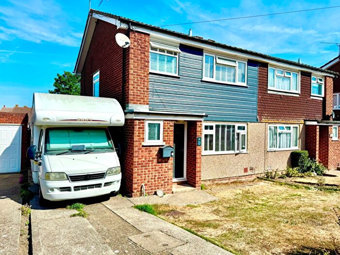3 Bedroom Semi-Detached House For Sale In Raleigh Way, Minster On Sea, Sheerness, ME12