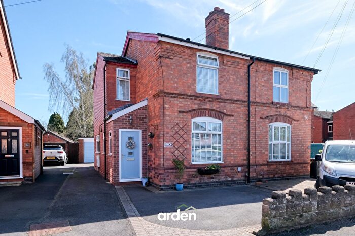 3 Bedroom Semi Detached House For Sale In Broad Street, Bromsgrove, B61