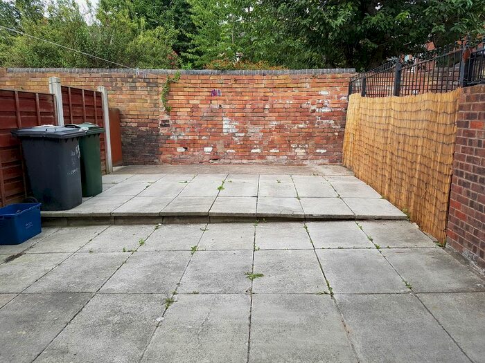 3 Bedroom Terraced House To Rent In Morley Street, Parkgate, Rotherham, S62