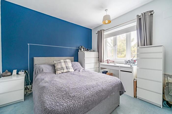 4 Bedroom Semi-Detached House For Sale In Abingdon, Oxfordshire, OX14