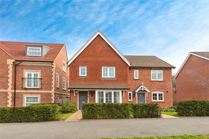 3 Bedroom Semi-Detached House For Sale In Murano Drive, Chineham, Basingstoke, Hampshire, RG24