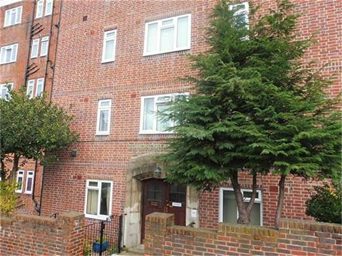 1 Bedroom Flat To Rent In Terrace Road, Bournemouth, BH2