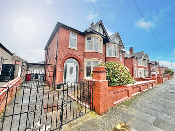 4 Bedroom Semi Detached House For Sale In Argyll Road, North Shore, FY2