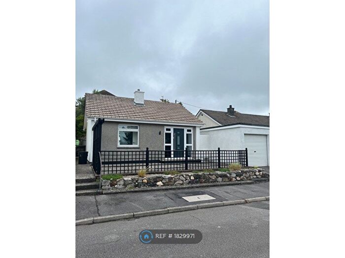 2 Bedroom Bungalow To Rent In Uplands Vean, Truro, TR1