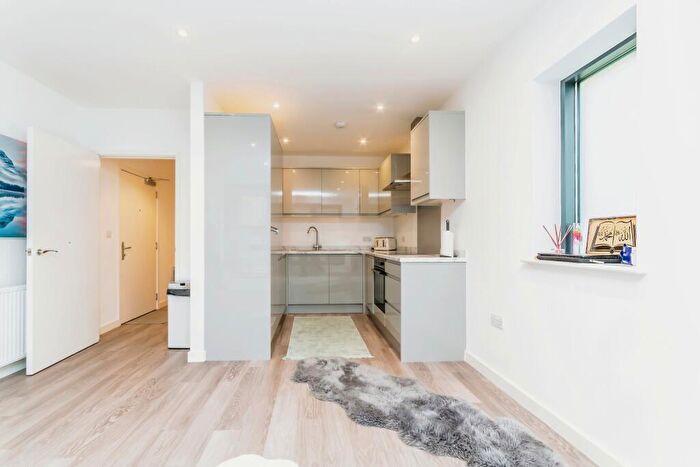 1 Bedroom Flat For Sale In Fairfield Road, Croydon, CR0