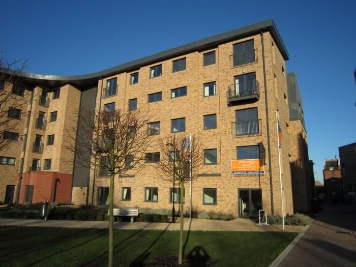 2 Bedroom Flat To Rent In Hawkins Court, Princes Street, Huntingdon, Cambridgeshire, PE29