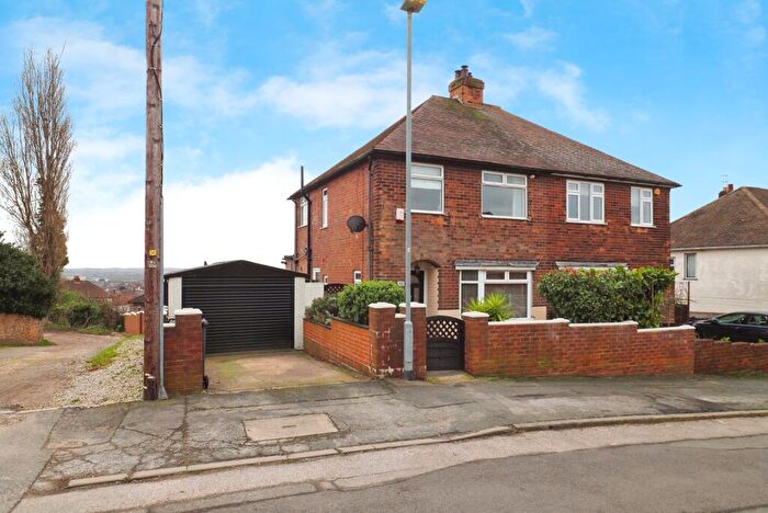 3 Bedroom Semi-Detached House For Sale In Besecar Avenue, Gedling, Nottingham, Nottinghamshire, NG4