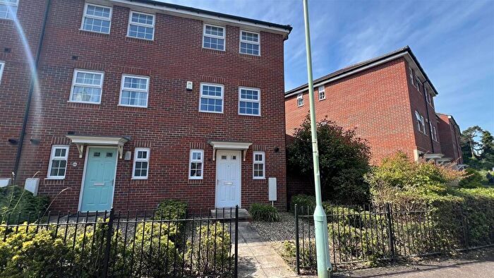 3 Bedroom Town House To Rent In Russet Drive, Red Lodge, Bury St. Edmunds, IP28
