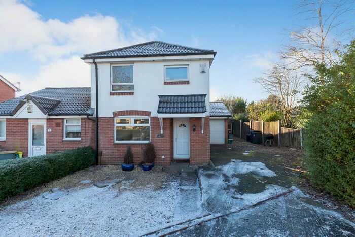 2 Bedroom Semi-Detached House To Rent In New Pastures, Lostock Hall, Preston, PR5