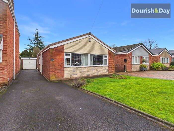 3 Bedroom Detached House For Sale In Kilmorie Road, Cannock, WS11