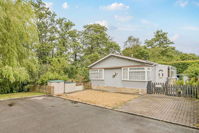 2 Bedroom Park Home For Sale In Riverside Park, Pewsey Road, Upavon, Wiltshire, SN9
