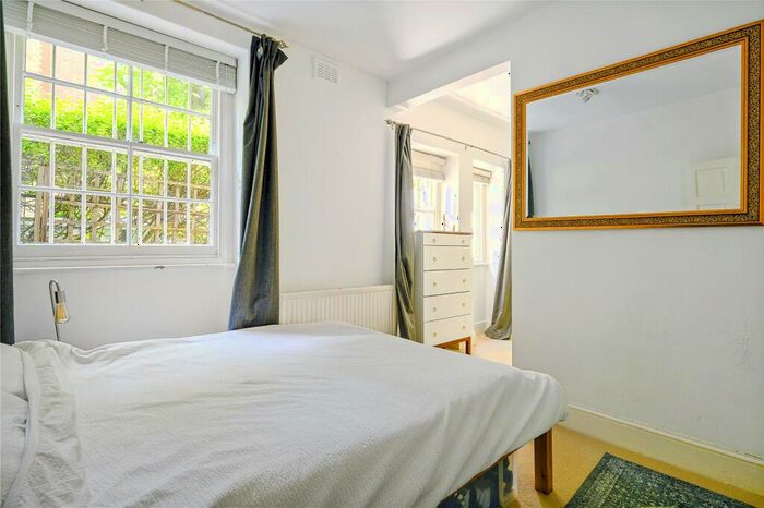 2 Bedroom Apartment To Rent In Northumberland House, Highbury Crescent, Highbury, Islington, London, N5