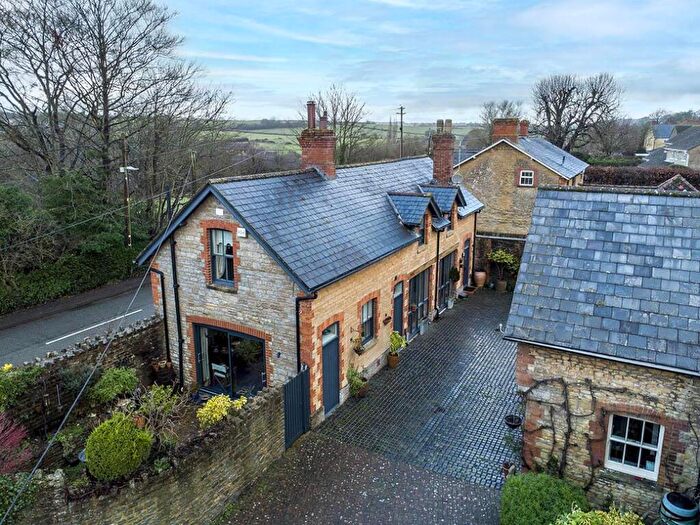 3 Bedroom Detached House For Sale In Bazzleways Close, Milborne Port, Sherborne, DT9