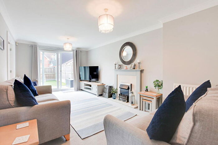 4 Bedroom Terraced House For Sale In Braiding Crescent, Braintree, CM7