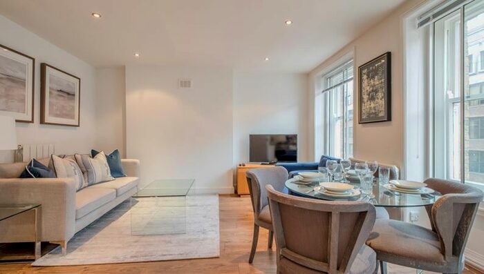 2 Bedroom Flat To Rent In Marylebone, London, W1U
