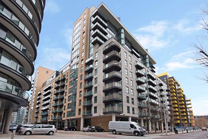 2 Bedroom Flat For Sale In Millharbour, London, E14