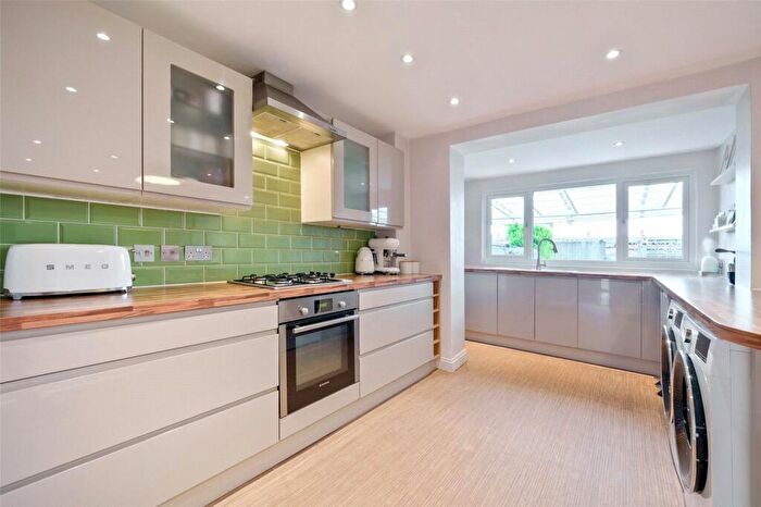 3 Bedroom Terraced House To Rent In Ralphs Ride, Bracknell, Berkshire, RG12