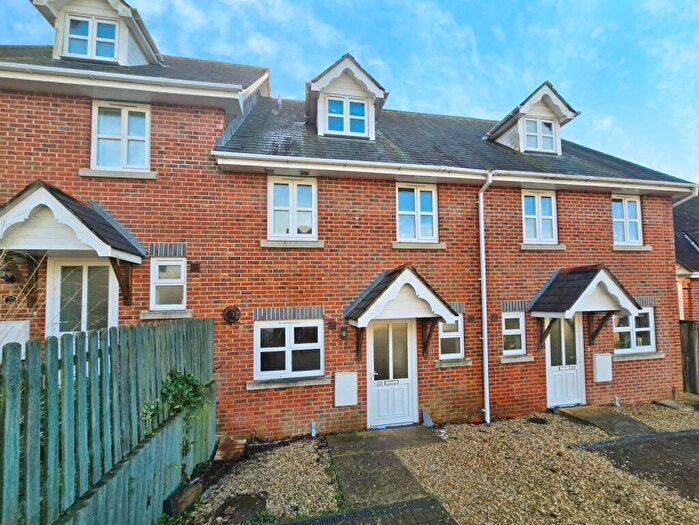 4 Bedroom Terraced House For Sale In Millways, Freshwater, Isle Of Wight, PO40