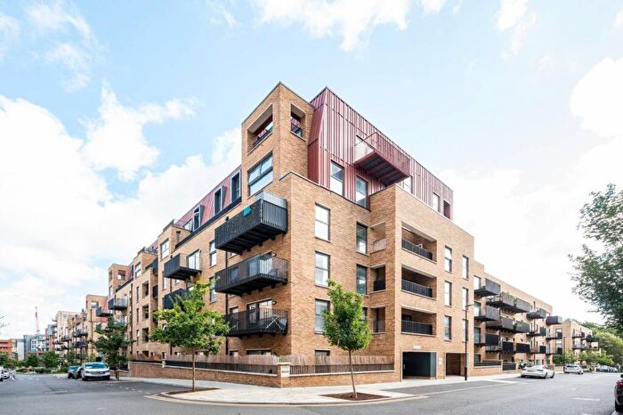 1 Bedroom Flat To Rent In Wotton Court, Woolwich, SE18