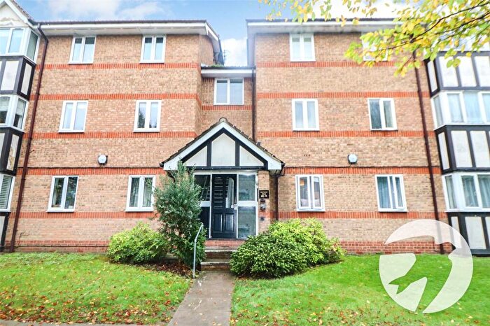 2 Bedroom Flat For Sale In Neptune Walk, Erith, DA8