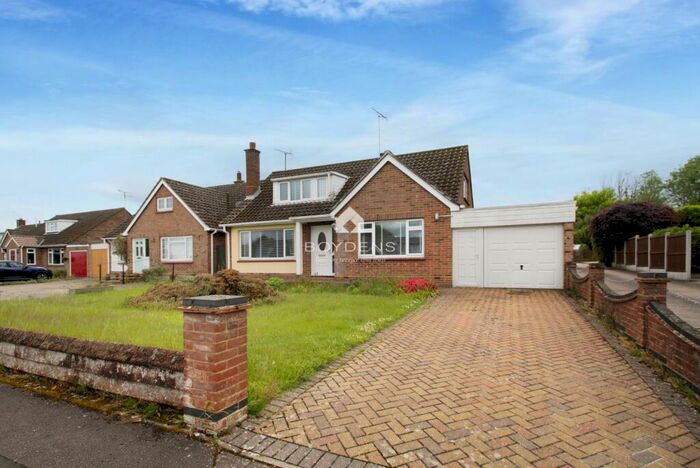 3 Bedroom Detached House For Sale In Highlands, Gosfield, CO9