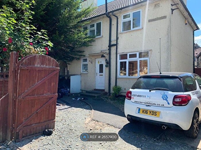 3 Bedroom Detached House To Rent In Jellicoe Avenue, Gravesend, DA12