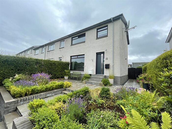 3 Bedroom End Of Terrace House To Rent In Birch Row, Scone, PH2