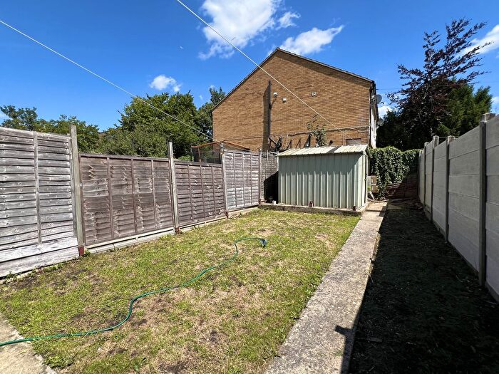 4 Bedroom Terraced House To Rent In Kingsway, Enfield, EN3