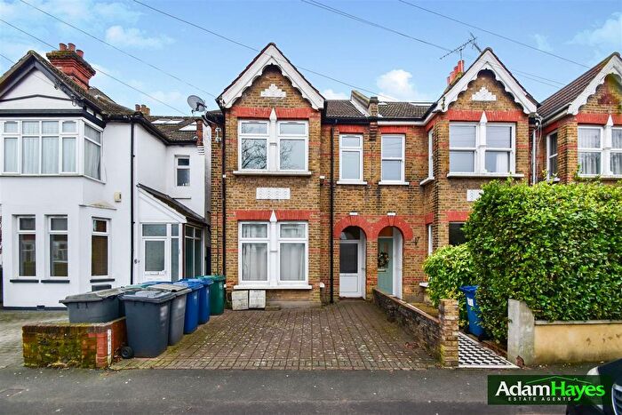 2 Bedroom Flat To Rent In Nether Street, North Finchley, N12