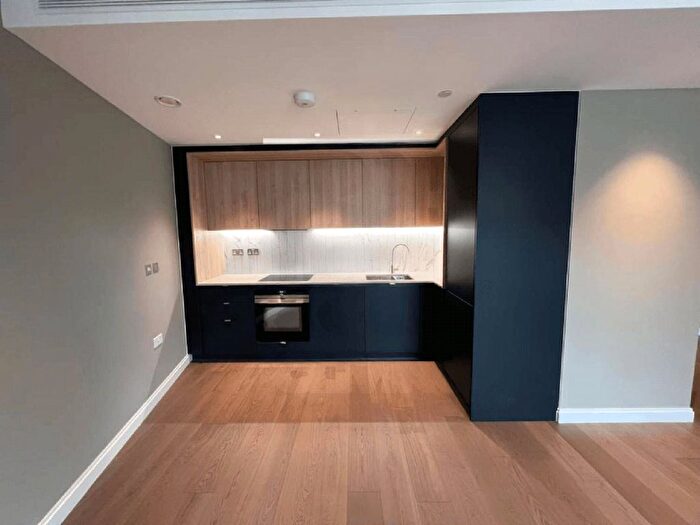 1 Bedroom Flat For Sale In Oval Village, Vauxhall, SE11