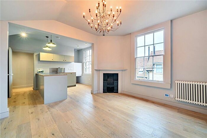 3 Bedroom Maisonette For Sale In Walcot Street, Bath, Somerset, BA1
