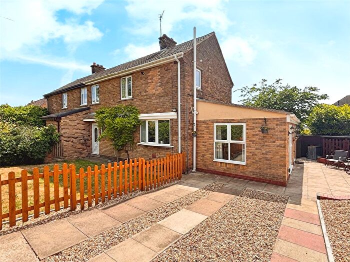 3 Bedroom Semi-Detached House For Sale In Straight Lane, Skelbrooke, Doncaster, DN6