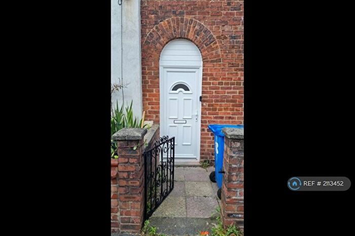 2 Bedroom Terraced House To Rent In Stapleton Street, Salford, M6