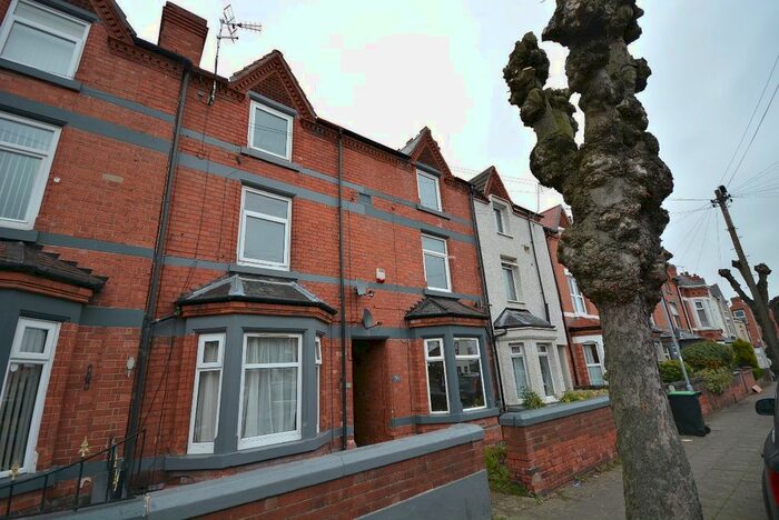 Studio To Rent In Derbyshire Lane, Hucknall, Nottingham, NG15