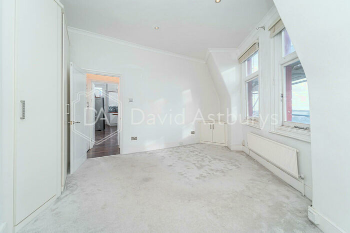 2 Bedroom Apartment To Rent In Tottenham Lane, London, N8