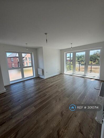 1 Bedroom Flat To Rent In The Stables, Reading, RG2