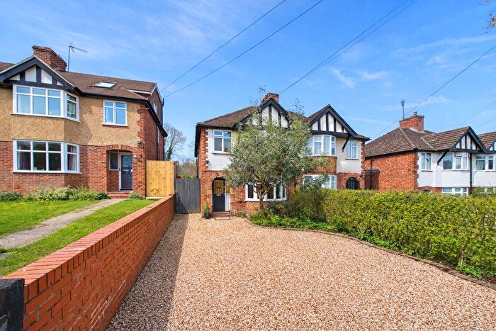 4 Bedroom Semi Detached House For Sale In Ennerdale Road, Reading, Berkshire, RG2