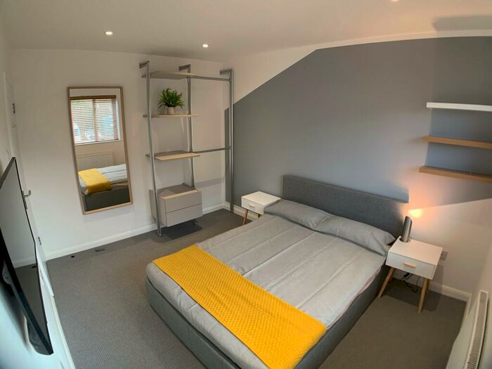 Studio To Rent In Okehampton Road, Exeter, EX4