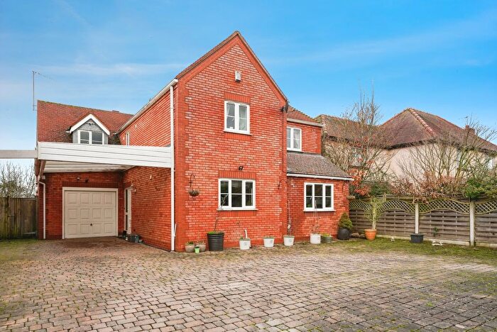 6 Bedroom Detached House For Sale In Danes Green, Claines, Worcester, Worcestershire, WR3