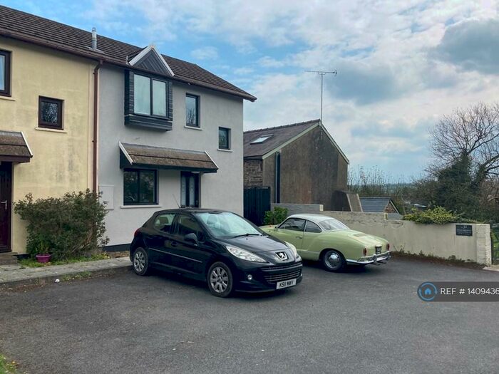 2 Bedroom Semi-Detached House To Rent In Kings Court, Narberth, SA67