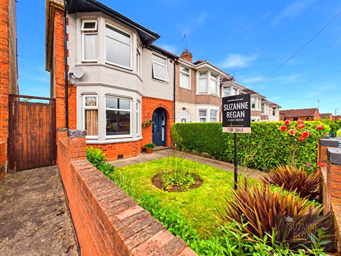 3 Bedroom End Of Terrace House For Sale In Gunton Avenue, Willenhall, Coventry, CV3