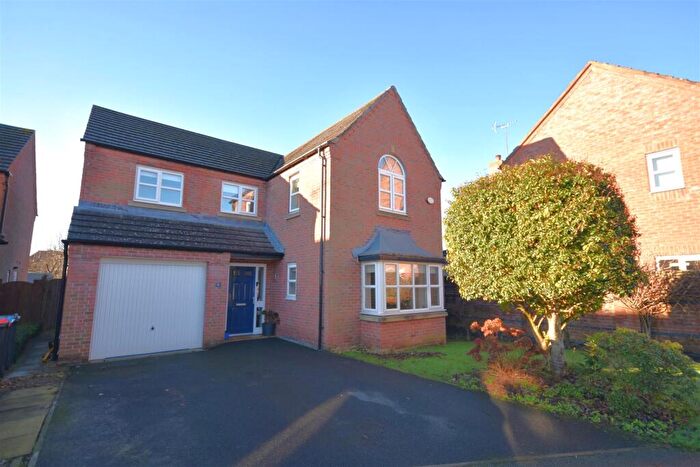4 Bedroom Detached House For Sale In John Yeoman Close, Little Neston, Neston, CH64