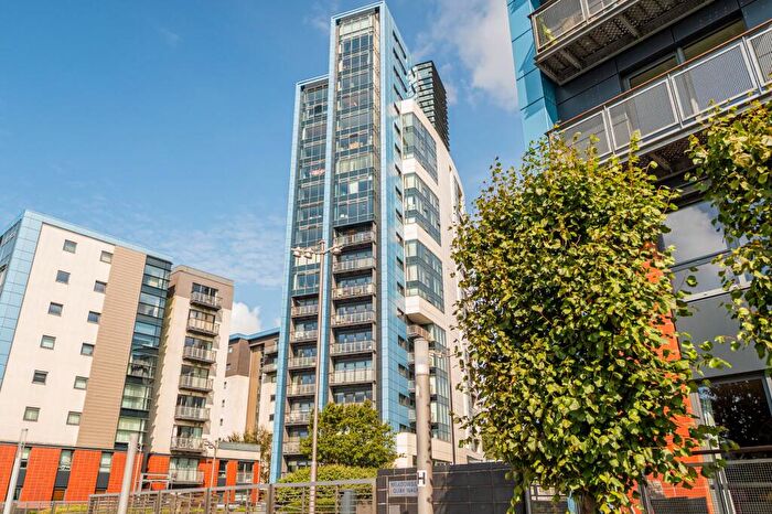 2 Bedroom Apartment For Sale In Meadowside Quay Square, Flat /, Glasgow Harbour, Glasgow, G11