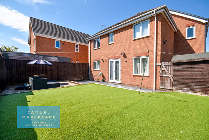 2 Bedroom Semi-Detached House For Sale In Stepheson Grove, Burslem, Stoke-on-Trent, ST6