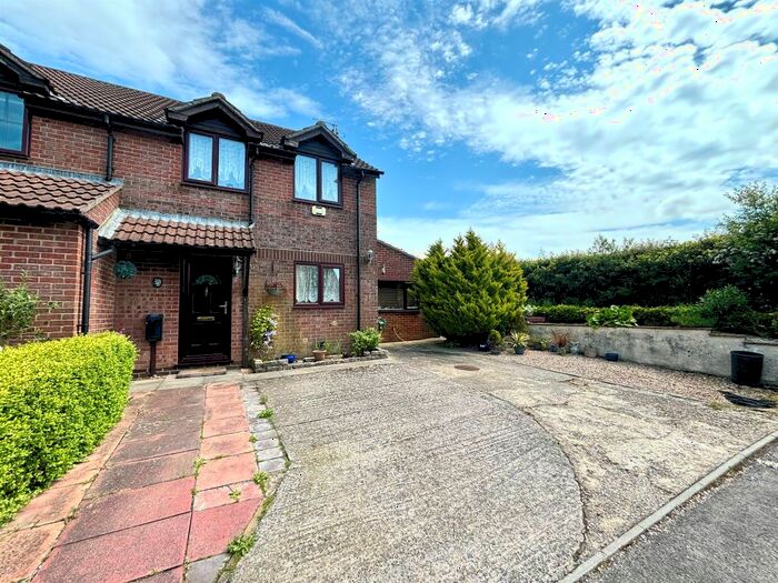 3 Bedroom Semi-Detached House For Sale In London Close, Piddlehinton, Dorchester, DT2
