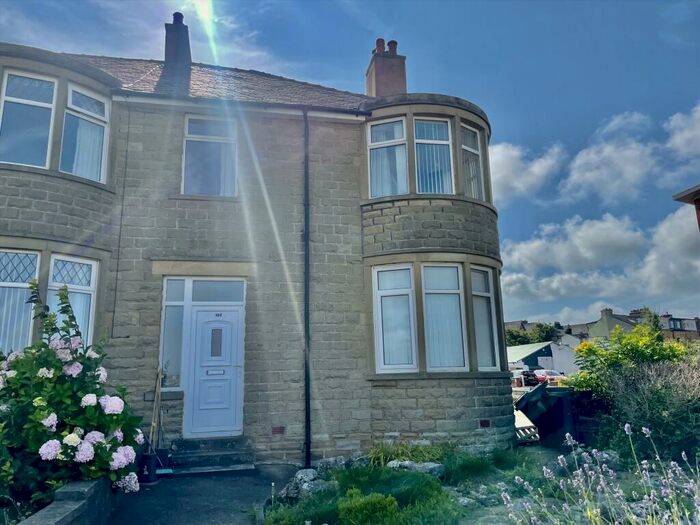 2 Bedroom Flat To Rent In Sandylands Promenade, Heysham, Morecambe, LA3