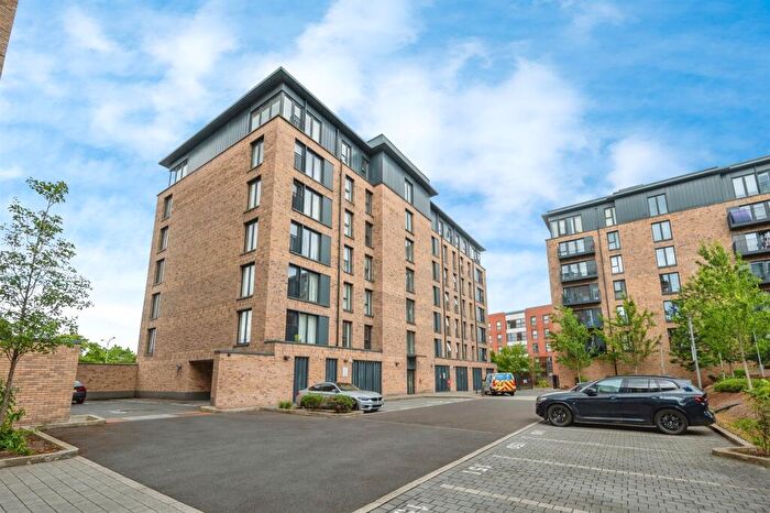 2 Bedroom Apartment For Sale In Lexington Gardens, Birmingham, B15