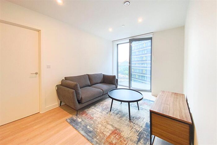 1 Bedroom Apartment To Rent In Laurence Place, New Kings Head Yard, M3