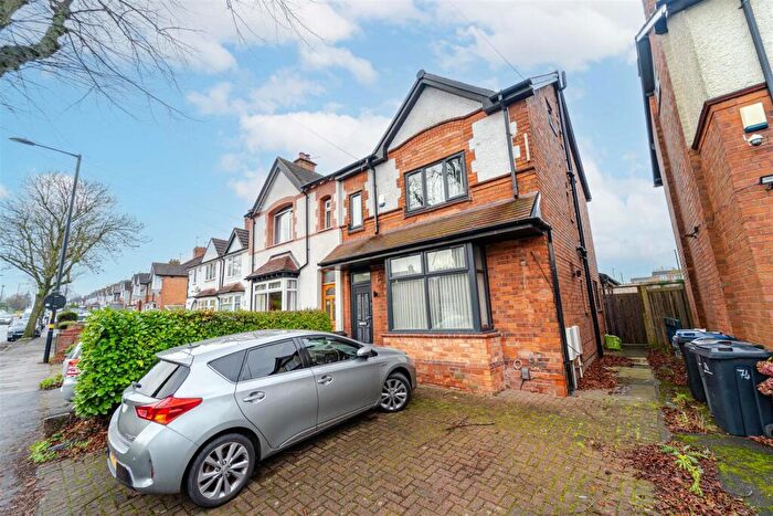 House To Rent In Gibbins Road, Birmingham, B29